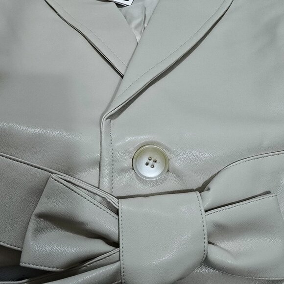 NWT REVOLVE RUMORED - S Faux Leather Matrix Trench Coat In Cream - Picture 8 of 10